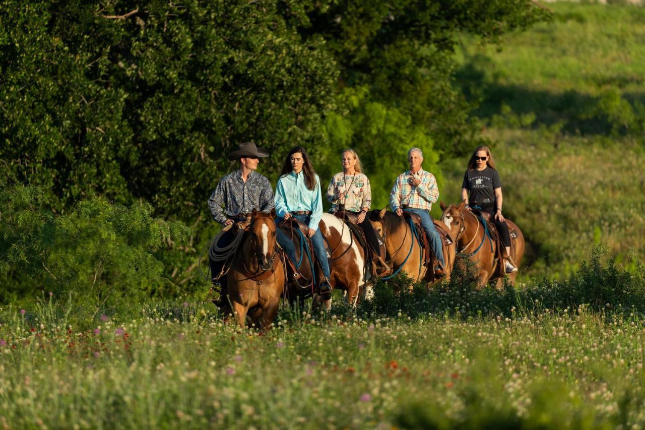 Wildcatter Ranch And Resort Graham Екстер'єр фото