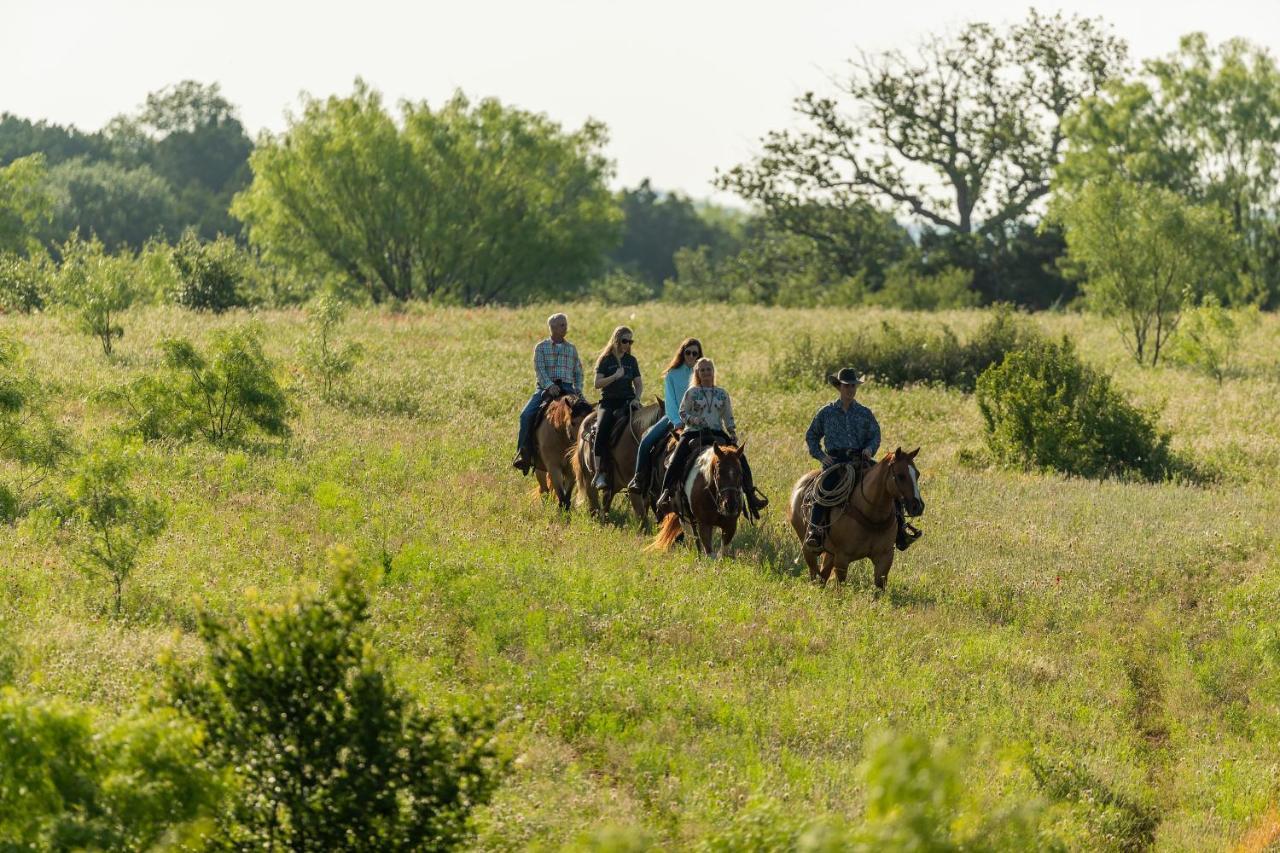 Wildcatter Ranch And Resort Graham Екстер'єр фото