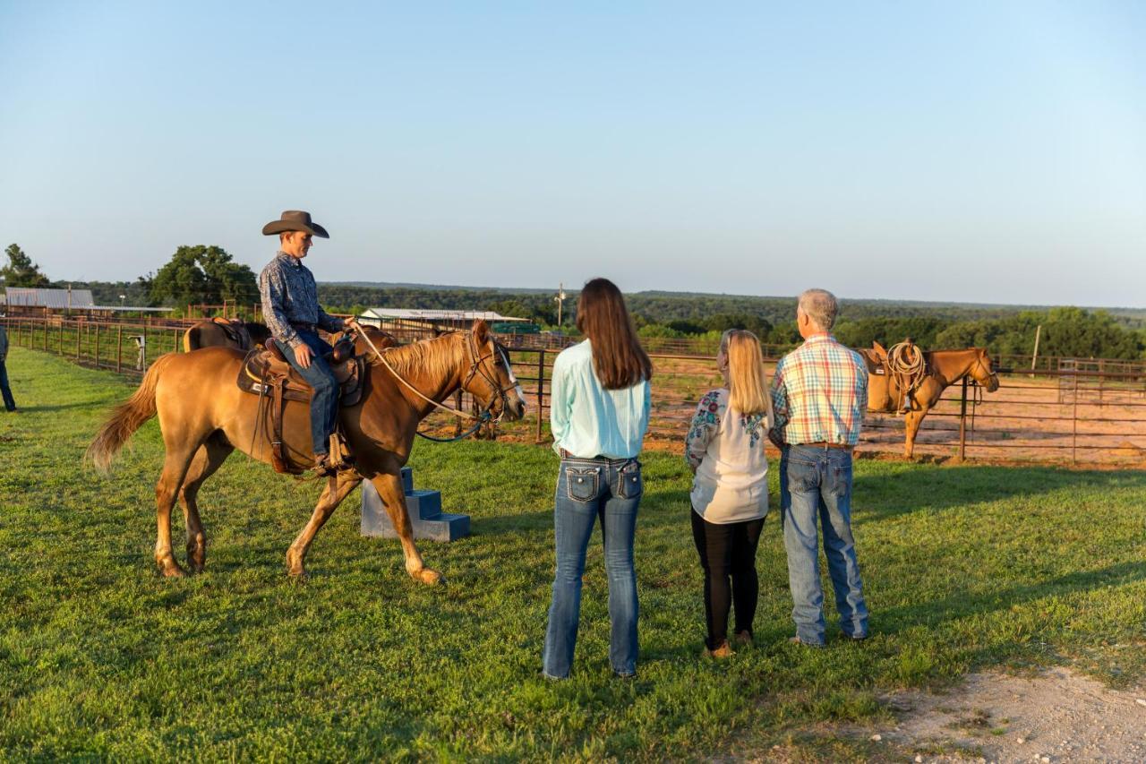 Wildcatter Ranch And Resort Graham Екстер'єр фото